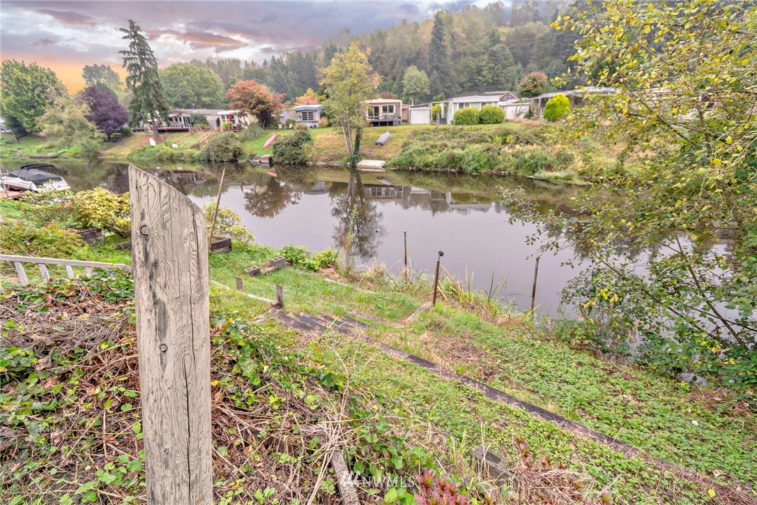 11227 Northeast 174th Street Bothell, WA 98011 - Photo 38 of 38