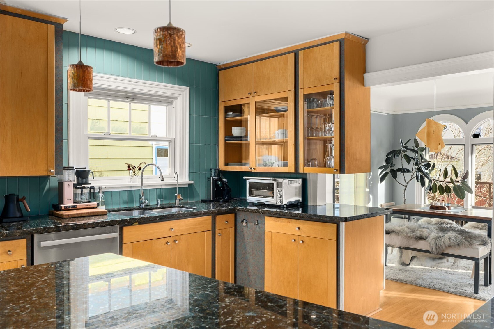 1150 North 77th Street Seattle, WA 98103 - Photo 11 of 34 Gallery Image 11