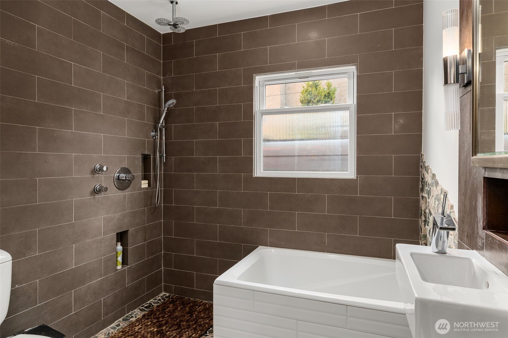 1150 North 77th Street Seattle, WA 98103 - Photo 16 of 34 Gallery Image 16