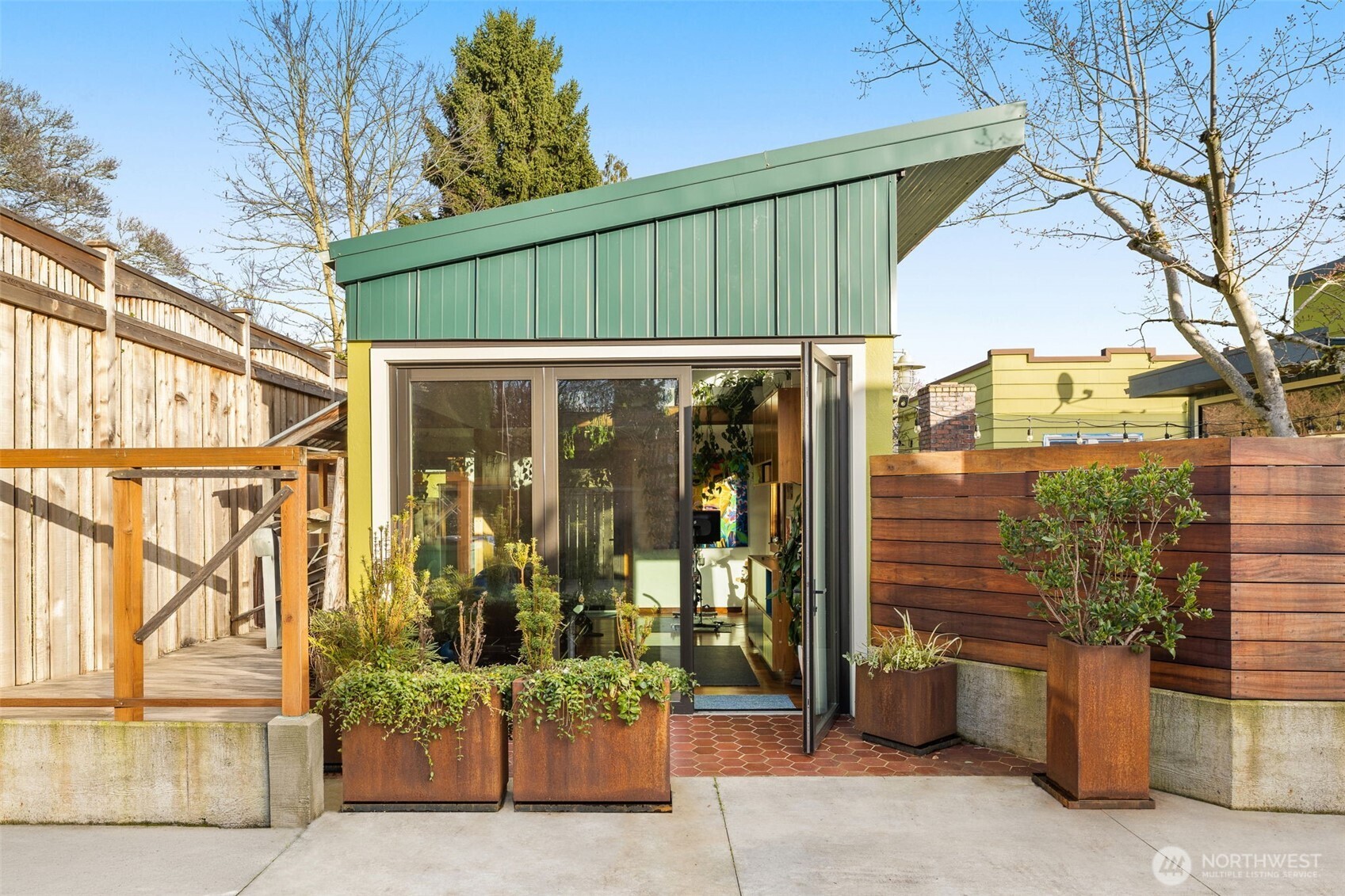 1150 North 77th Street Seattle, WA 98103 - Photo 21 of 34 Gallery Image 21