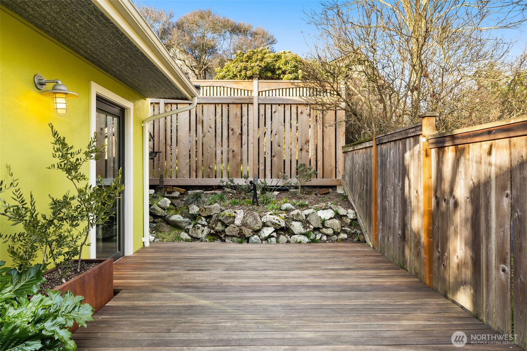 1150 North 77th Street Seattle, WA 98103 - Photo 30 of 34 Gallery Image 30