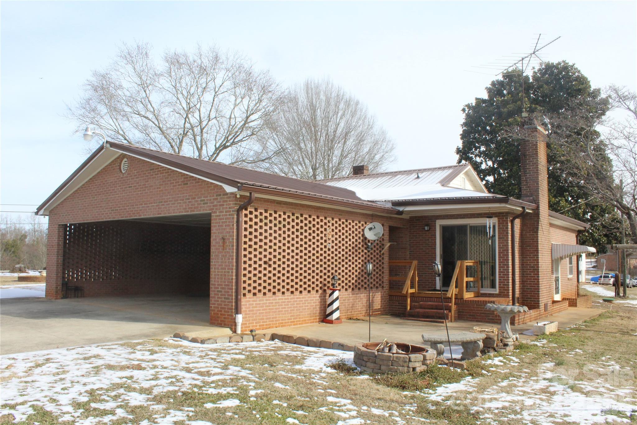 316 Drexel Road Morganton, NC 28655 - Photo 2 of 20