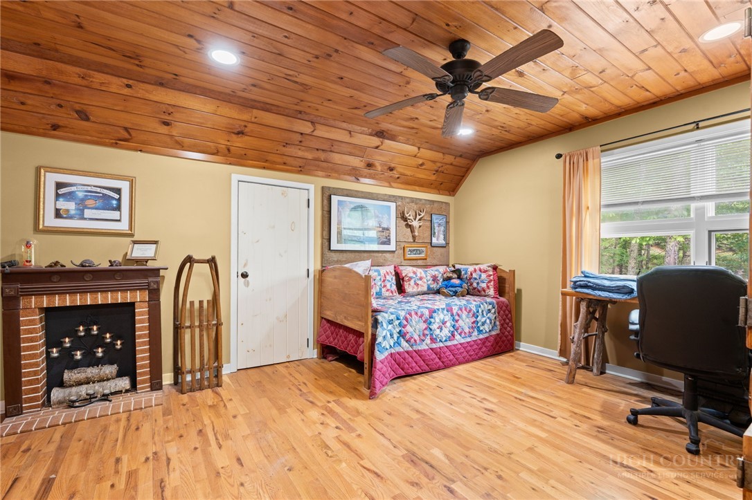 405 Snowridge Road Banner Elk, NC 28604 - Photo 24 of 50