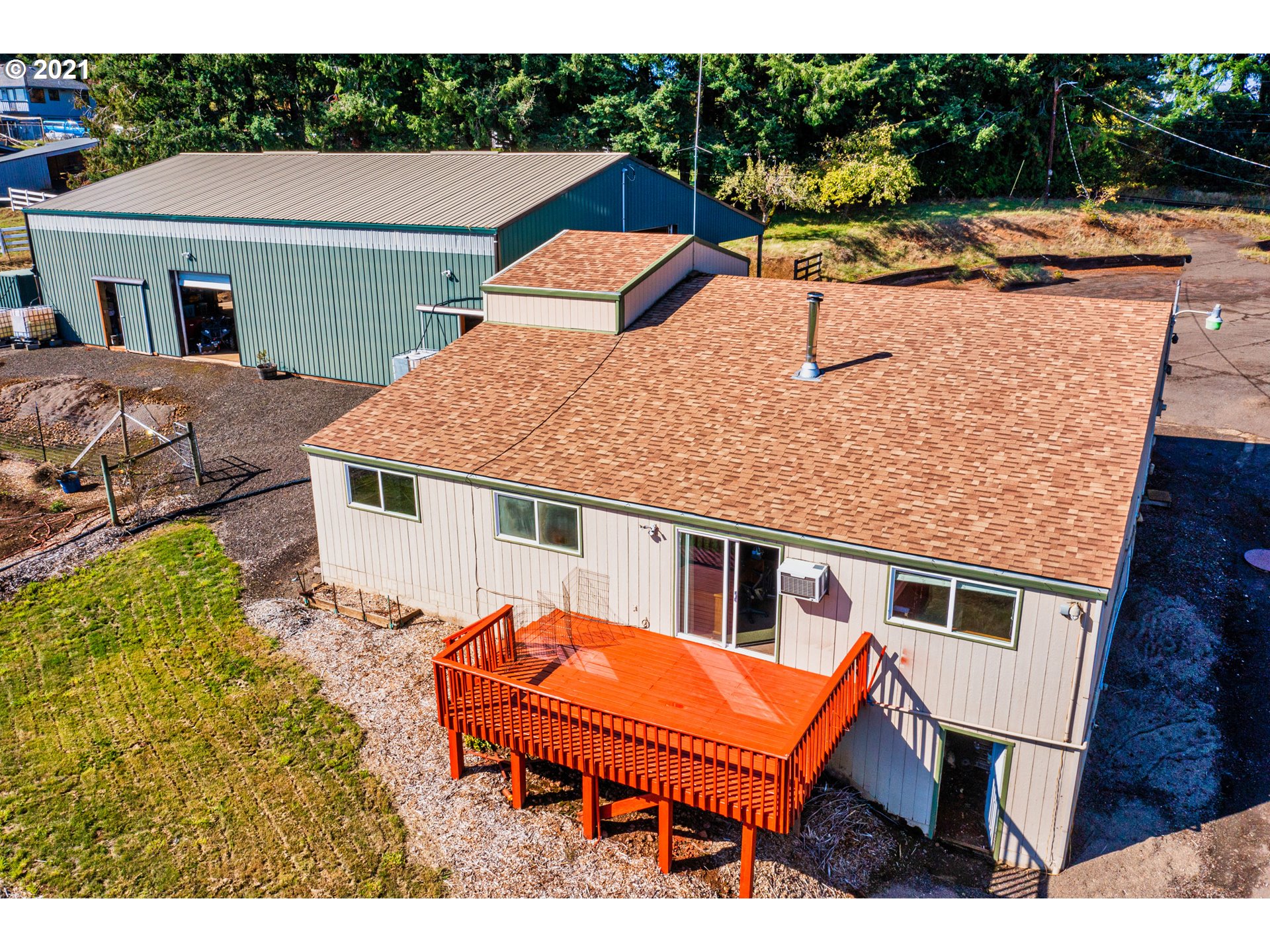 18750 Southwest Parrett Mountain Road Sherwood, OR 97140 - Photo 11 of 32 Gallery Image 11