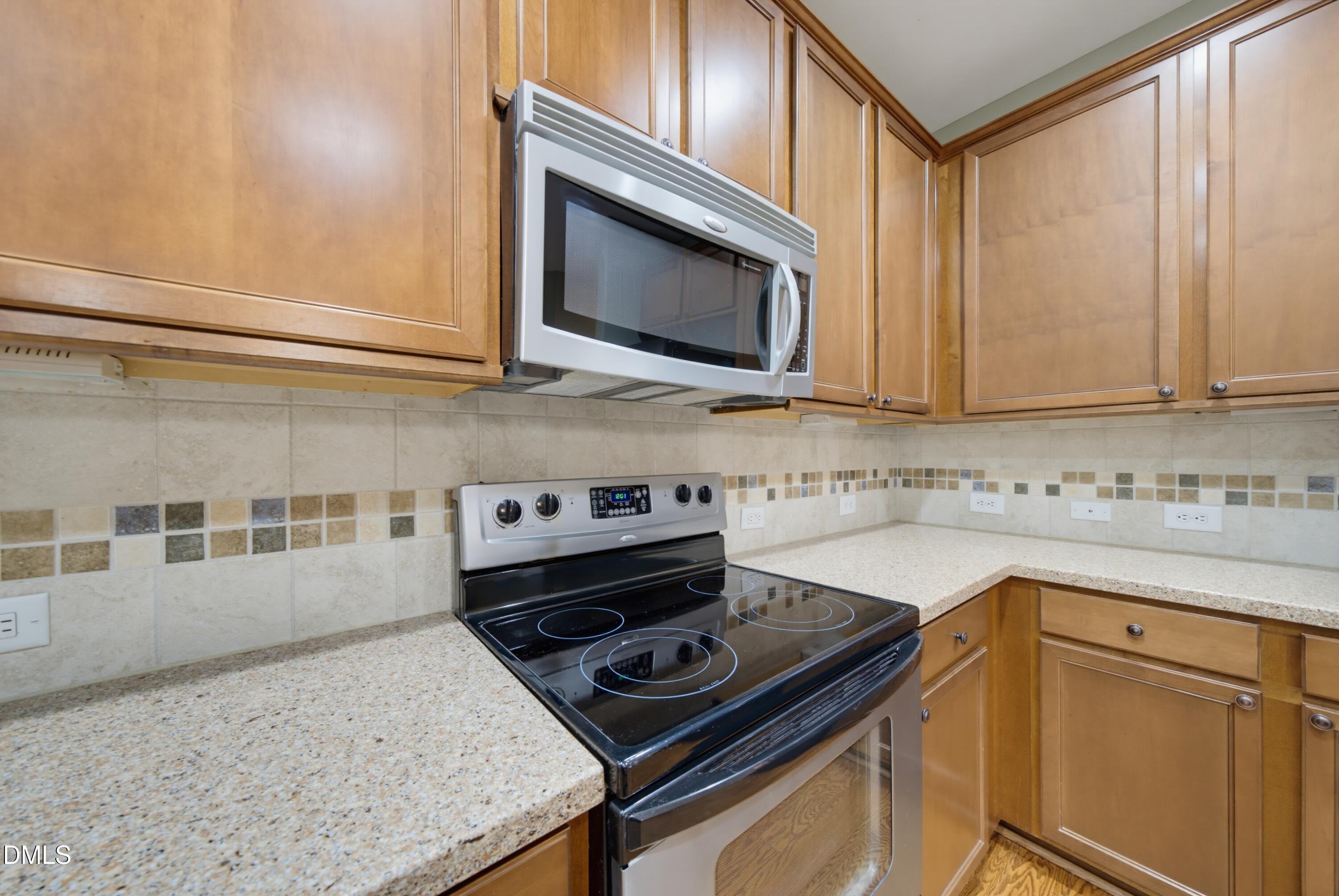 2828 Casona Way Raleigh, NC 27616 - Photo 18 of 49 DSC09343