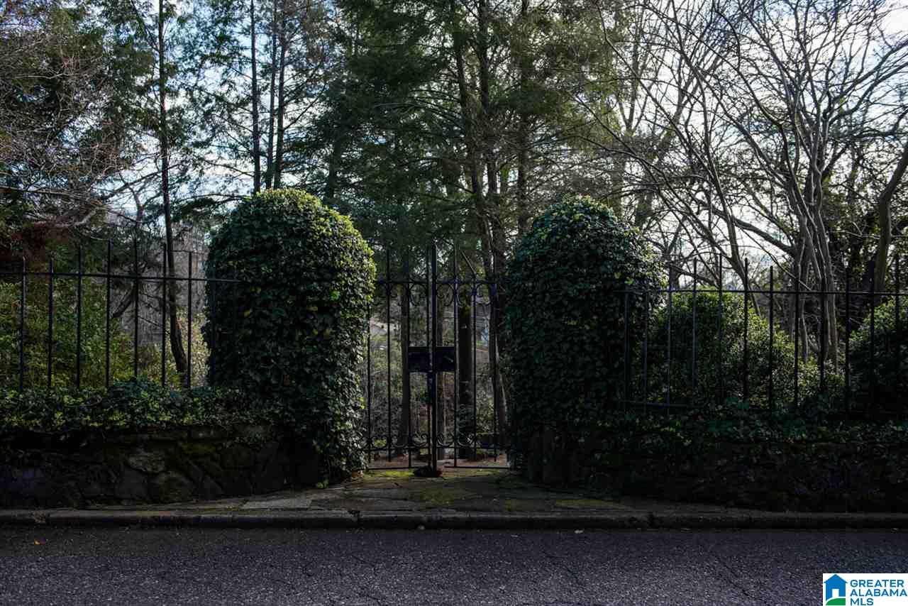 2640 Crest Road South Birmingham, AL 35223 - Photo 33 of 33