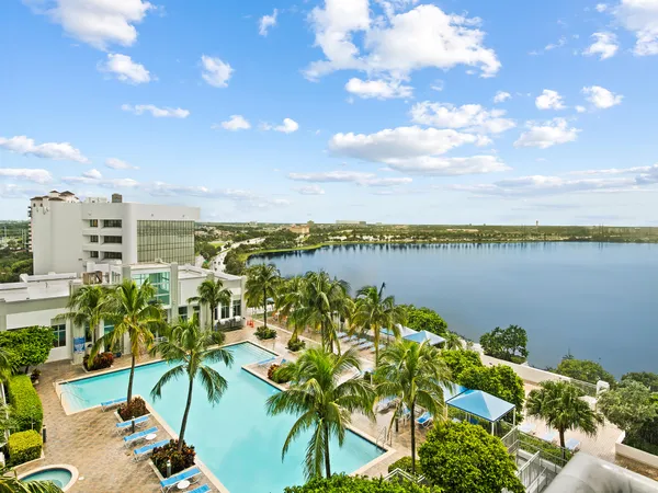 $2,850 | 300 South Australian Avenue, Unit 809, West Palm Beach, FL 33401