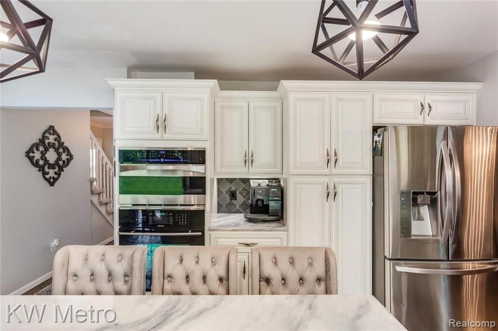 801 Bridgestone Drive Rochester Hills, MI 48309 - Photo 9 of 29
