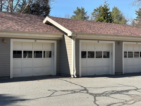 $349,000 | 34 Meeting House Lane, Unit 114, Stow, MA 01775