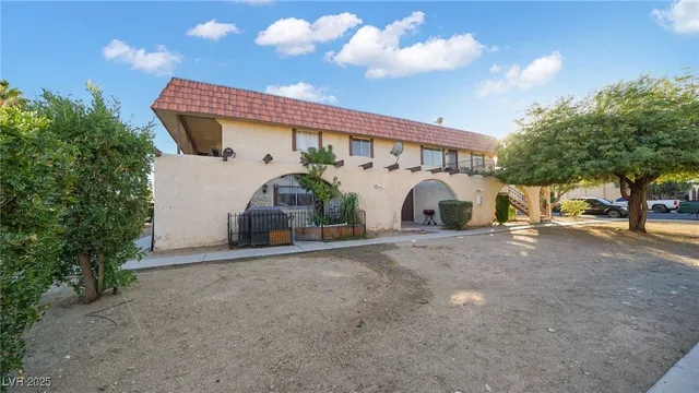 $1,000 | 1624 Cordoba Lane, Unit A, Las Vegas, NV 89108