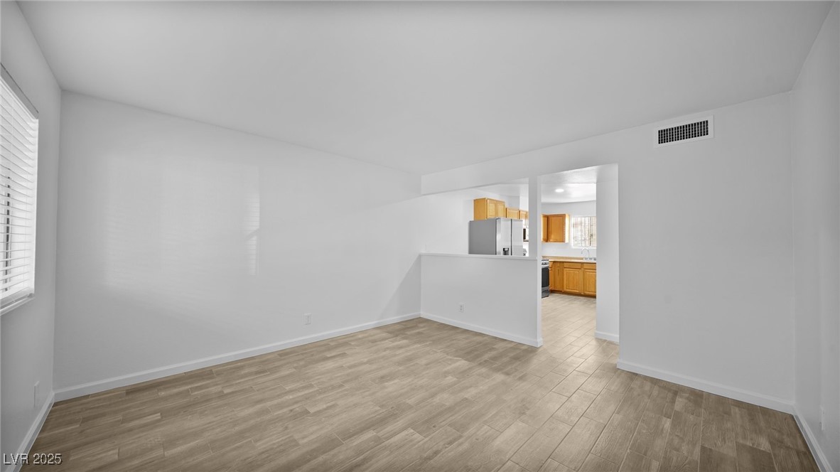 1624 Cordoba Lane, Unit A Las Vegas, NV 89108 - Photo 7 of 20