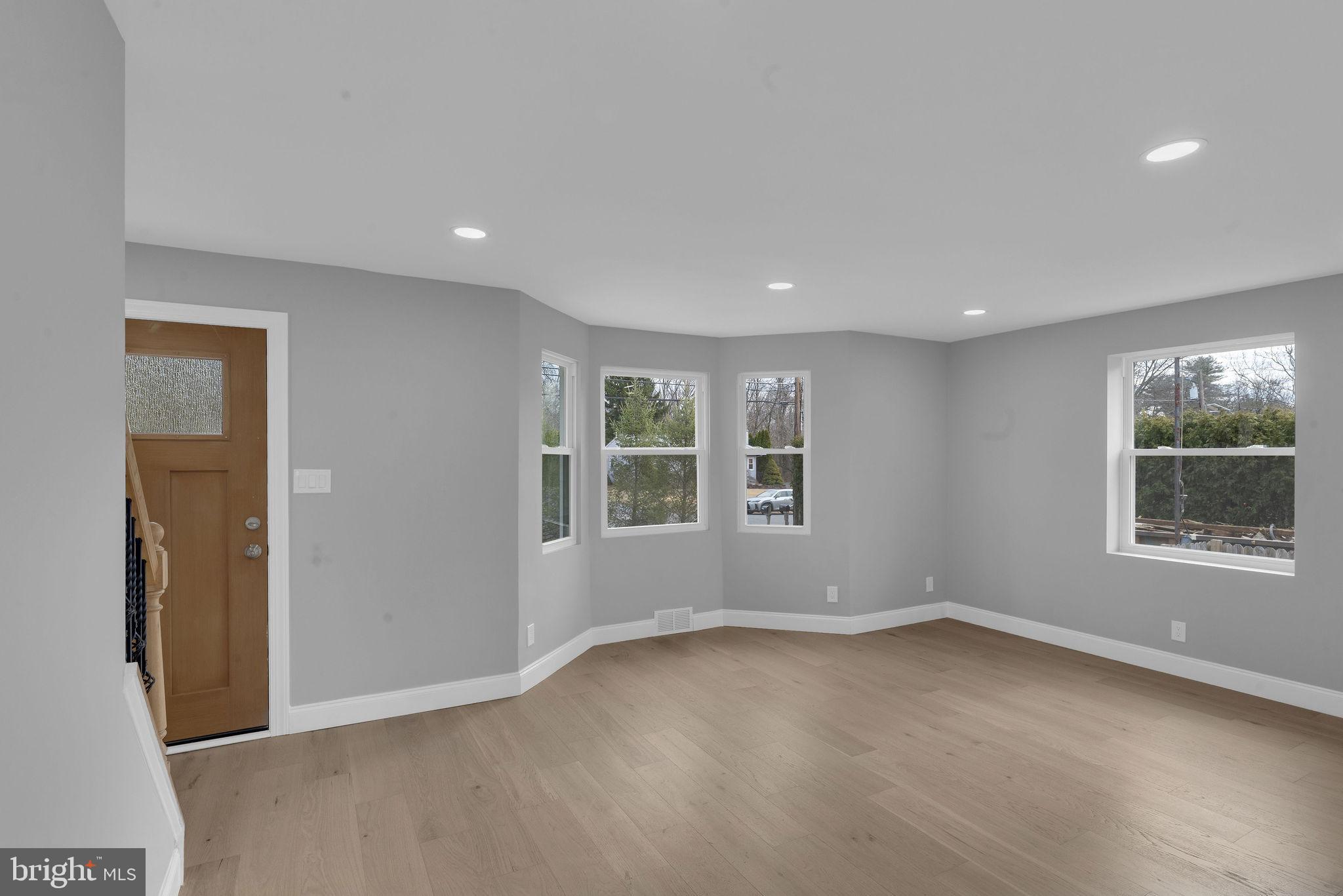 75 Reeder Avenue Lawrence Township, NJ 08648 - Photo 7 of 43 Living Room