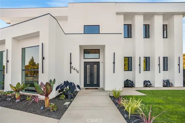 $4,199,900 | 4415 Parkview Drive, Lakewood, CA 90712