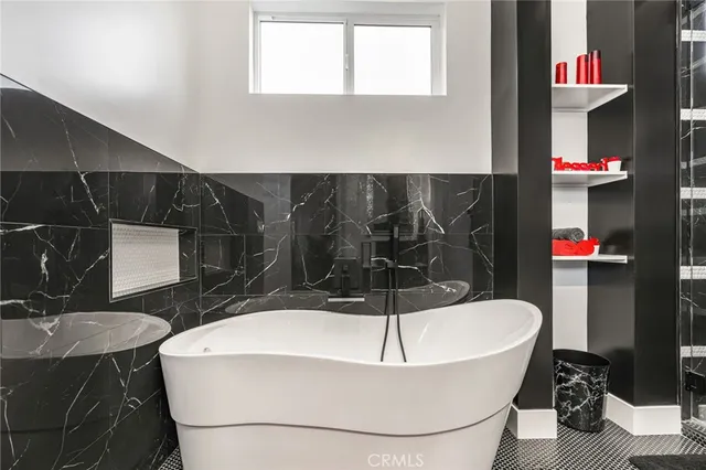 $4,199,900 | 4415 Parkview Drive, Lakewood, CA 90712