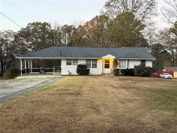 $2,100 | 498 Ridge Avenue, Mableton, GA 30126