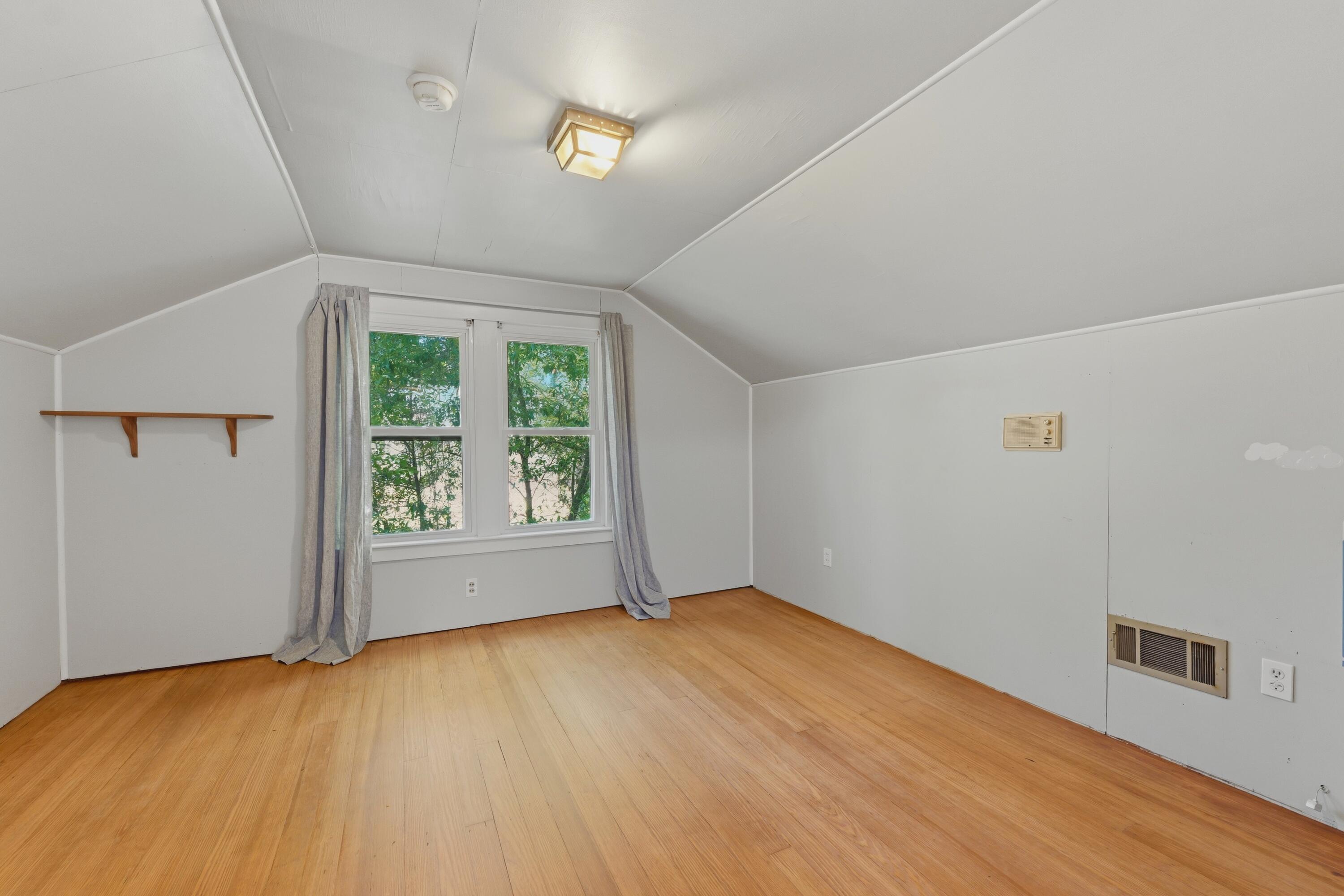 1241 State Rd S-38-244 Orangeburg, SC 29115 - Photo 24 of 33 2nd Upstairs bedroom