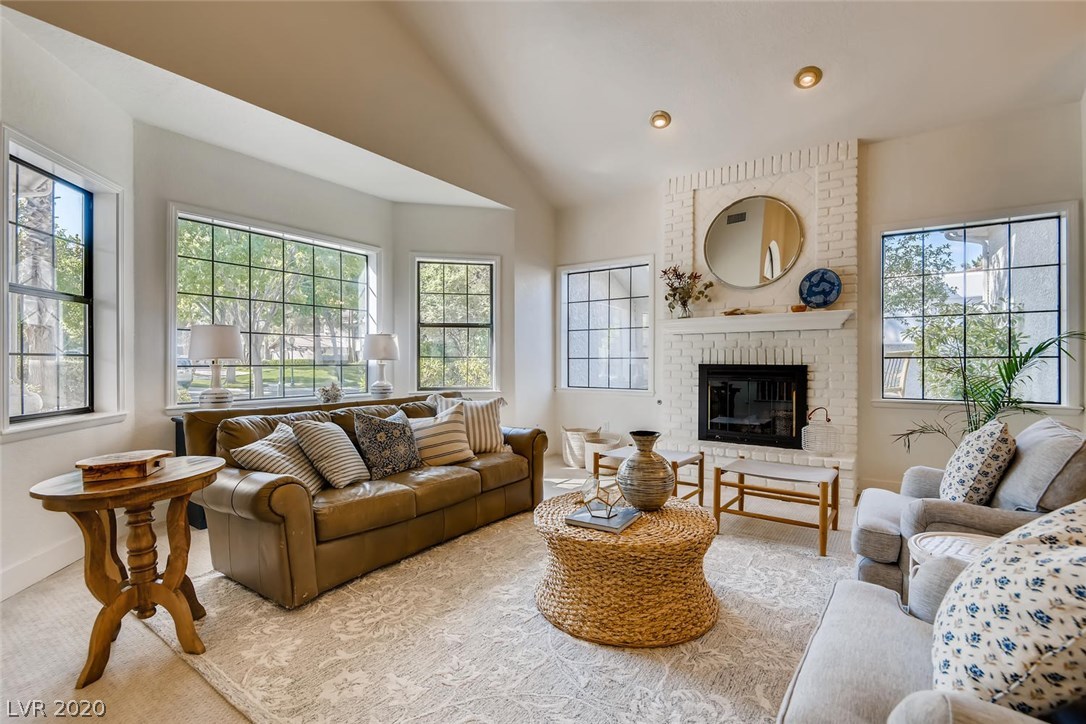 141 Quail Run Road Henderson, NV 89014 - Photo 5 of 48 Gallery Image 5