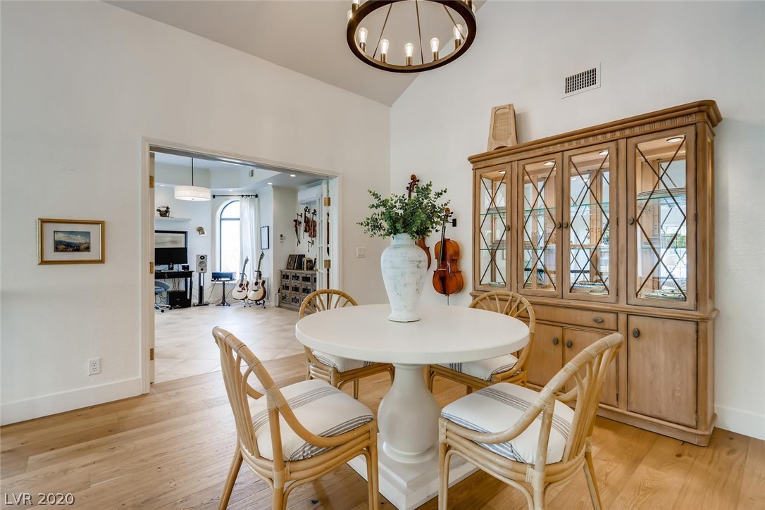 141 Quail Run Road Henderson, NV 89014 - Photo 8 of 48 Gallery Image 8
