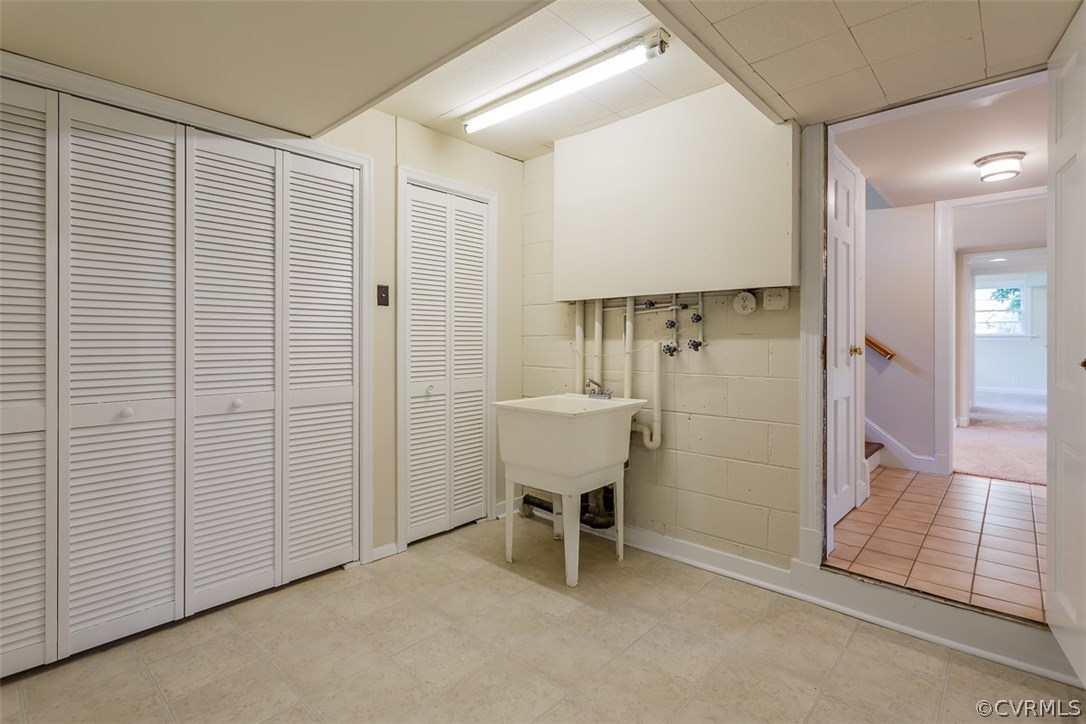 3551 Falstone Road Richmond, VA 23234 - Photo 34 of 50 Laundry Room