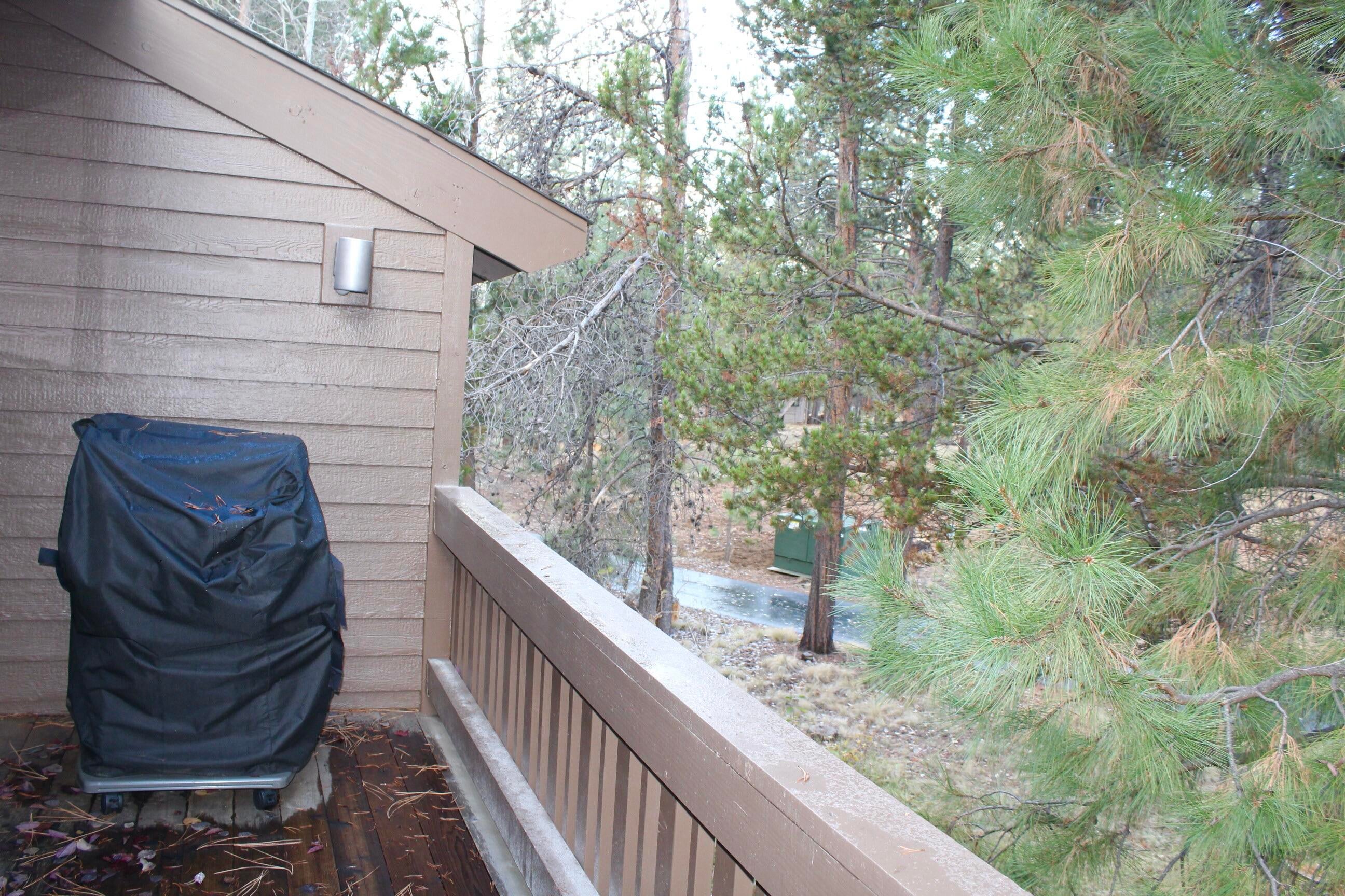 57385 Beaver Ridge Loop, Unit 36C2 Sunriver, OR 97707 - Photo 15 of 21 16-Backdeck-R36