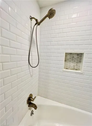 $2,300 | 707 Bellview Street, Winston-Salem, NC 27103