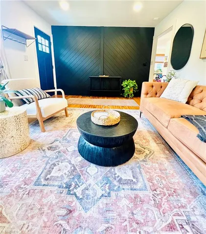 $2,300 | 707 Bellview Street, Winston-Salem, NC 27103