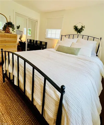 $2,300 | 707 Bellview Street, Winston-Salem, NC 27103