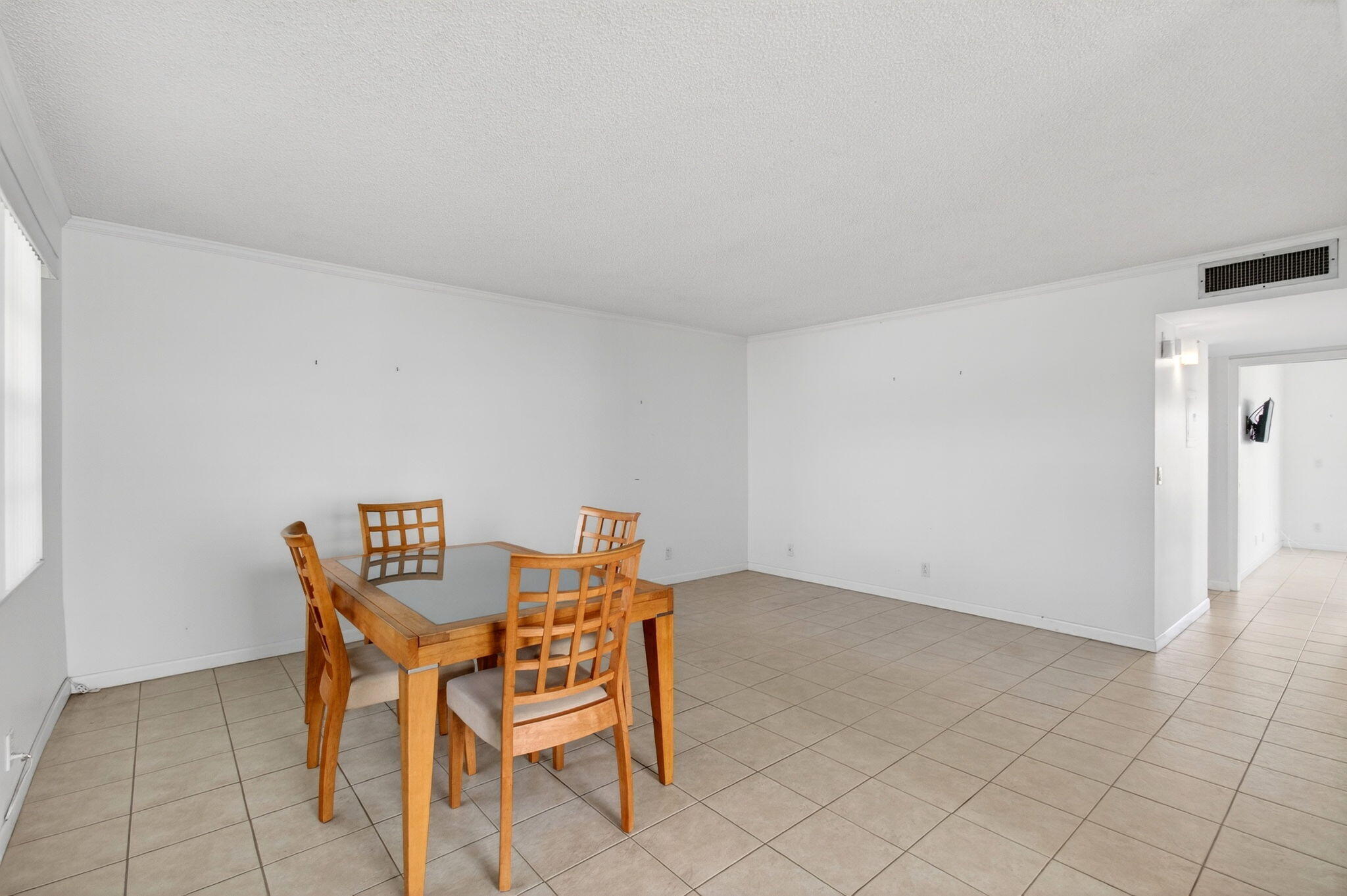 167 Normandy Lane, Unit D Delray Beach, FL 33484 - Photo 14 of 46 Open Concept Living Area