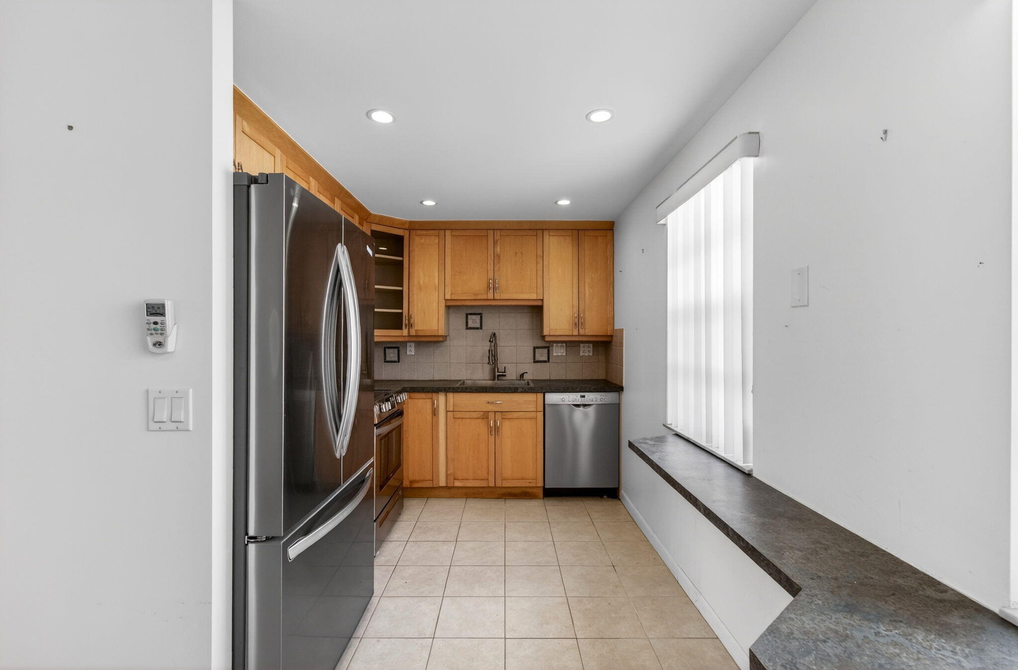 167 Normandy Lane, Unit D Delray Beach, FL 33484 - Photo 7 of 46 Extended Counter Seating