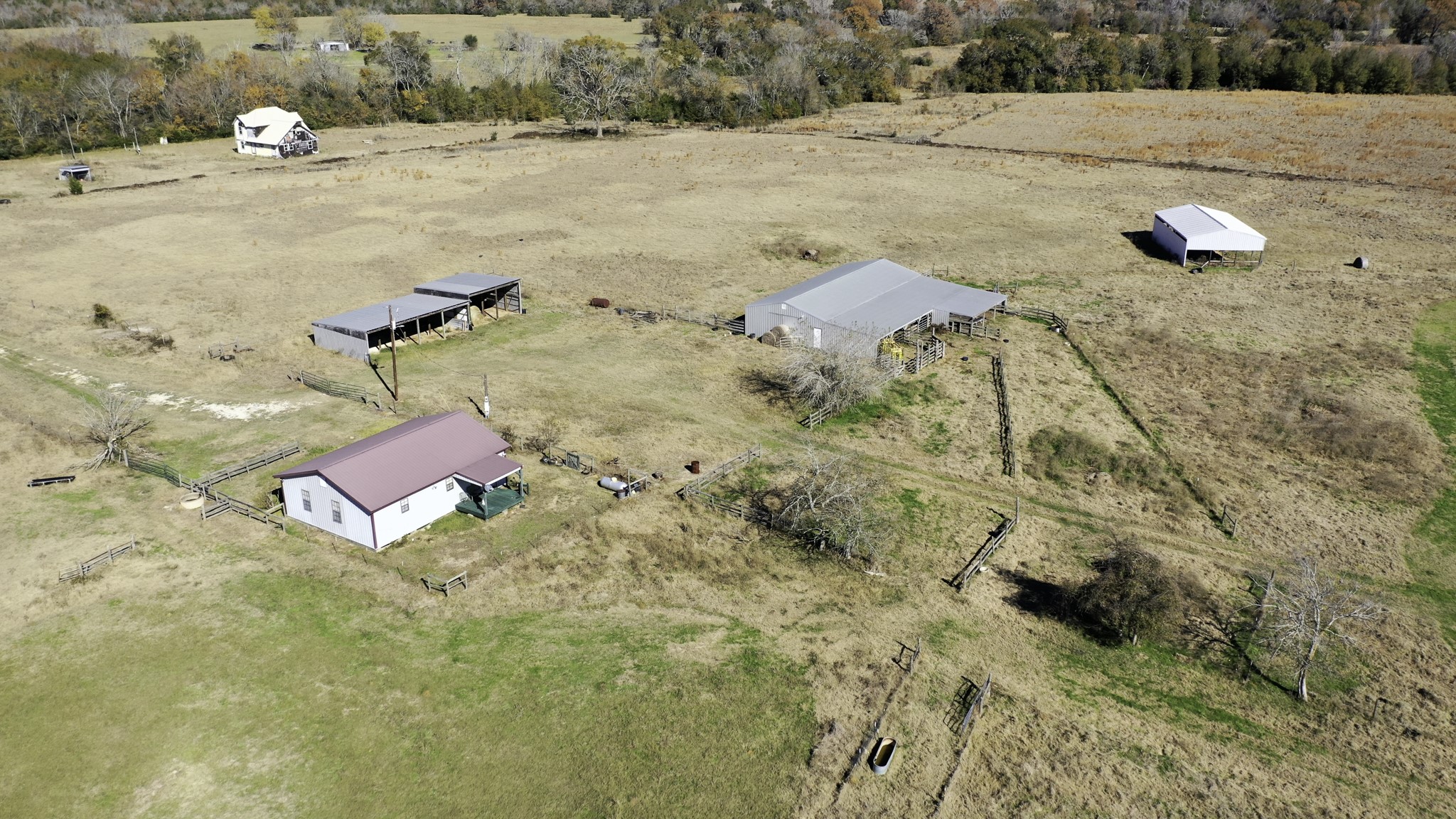 596 County Road 3057 Crockett, TX 75835 - Photo 9 of 38 a view of beach and yard