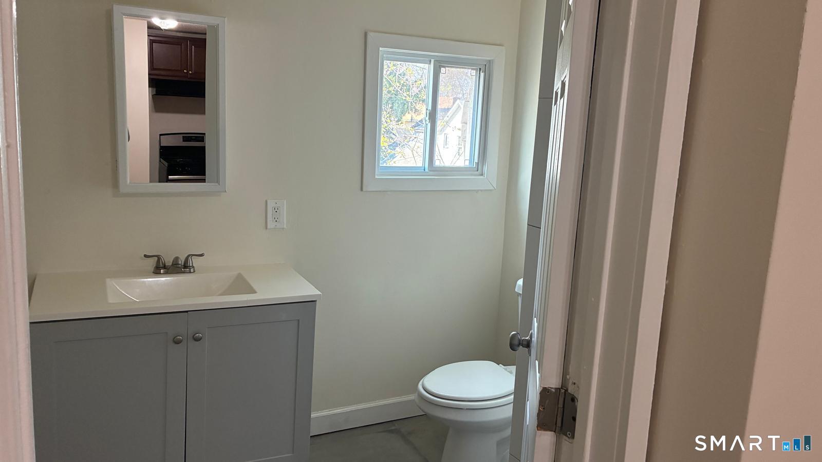 54 North Avenue, Unit 1 Meriden, CT 06451 - Photo 11 of 12