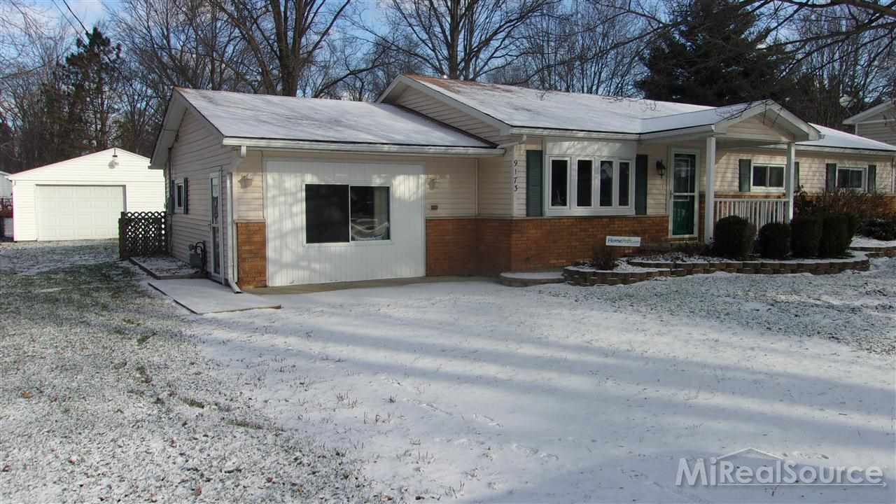 9173 Field Road Algonac, MI 48001 - Photo 2 of 30