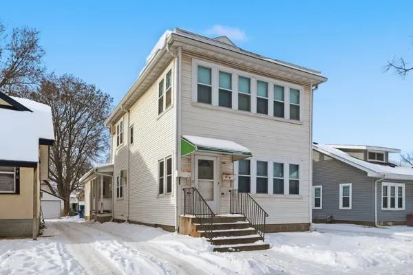 $425,000 | 1081 13th Avenue Southeast, Minneapolis, MN 55414