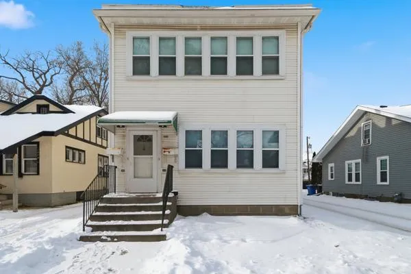$425,000 | 1081 13th Avenue Southeast, Minneapolis, MN 55414