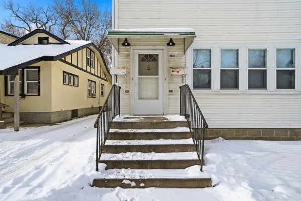 $425,000 | 1081 13th Avenue Southeast, Minneapolis, MN 55414