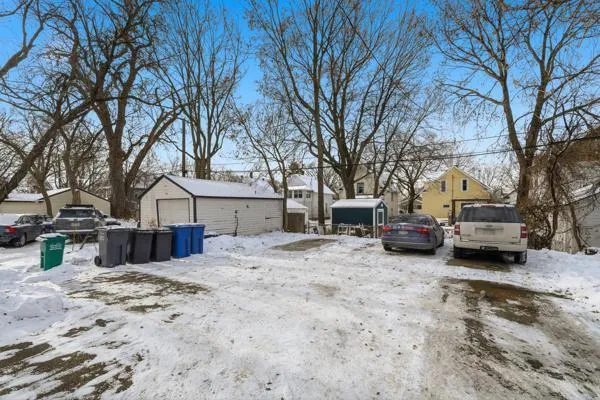 $425,000 | 1081 13th Avenue Southeast, Minneapolis, MN 55414