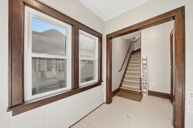 $425,000 | 1081 13th Avenue Southeast, Minneapolis, MN 55414