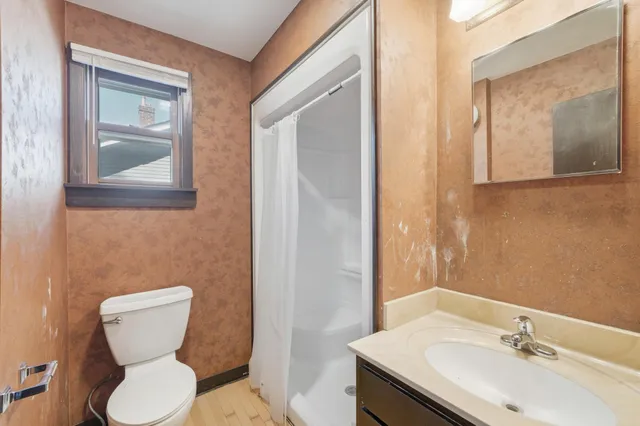 $425,000 | 1081 13th Avenue Southeast, Minneapolis, MN 55414