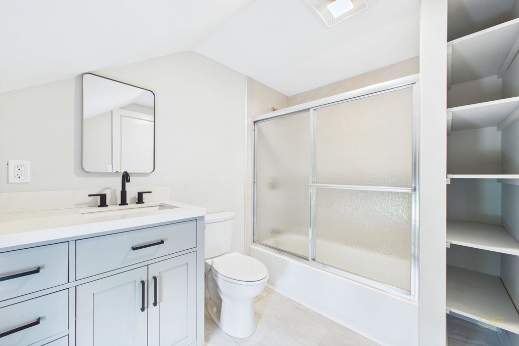 267 Bakerville Road Dartmouth, MA 02748 - Photo 23 of 29