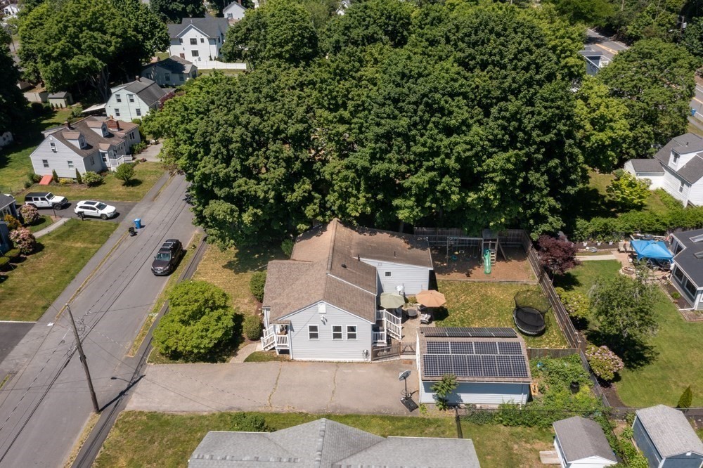 88 Temple Road Waltham, MA 02452 - Photo 33 of 41