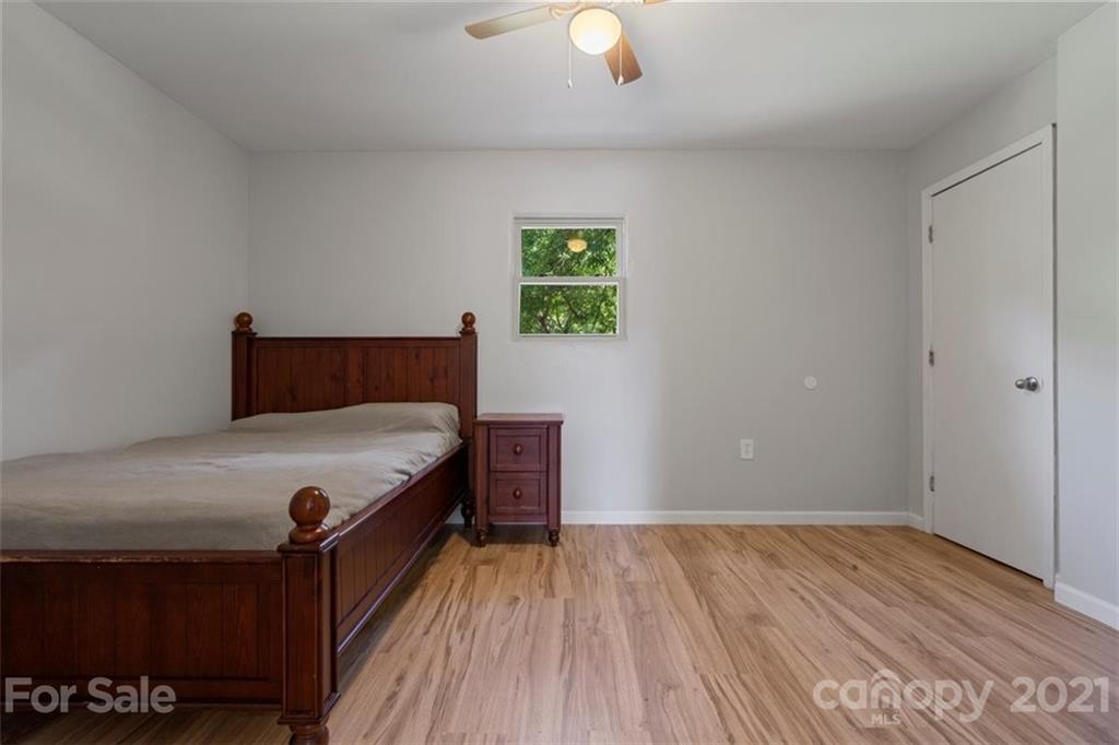 2734 Farmlake Lane Fort Mill, SC 29708 - Photo 33 of 42 Gallery Image 33