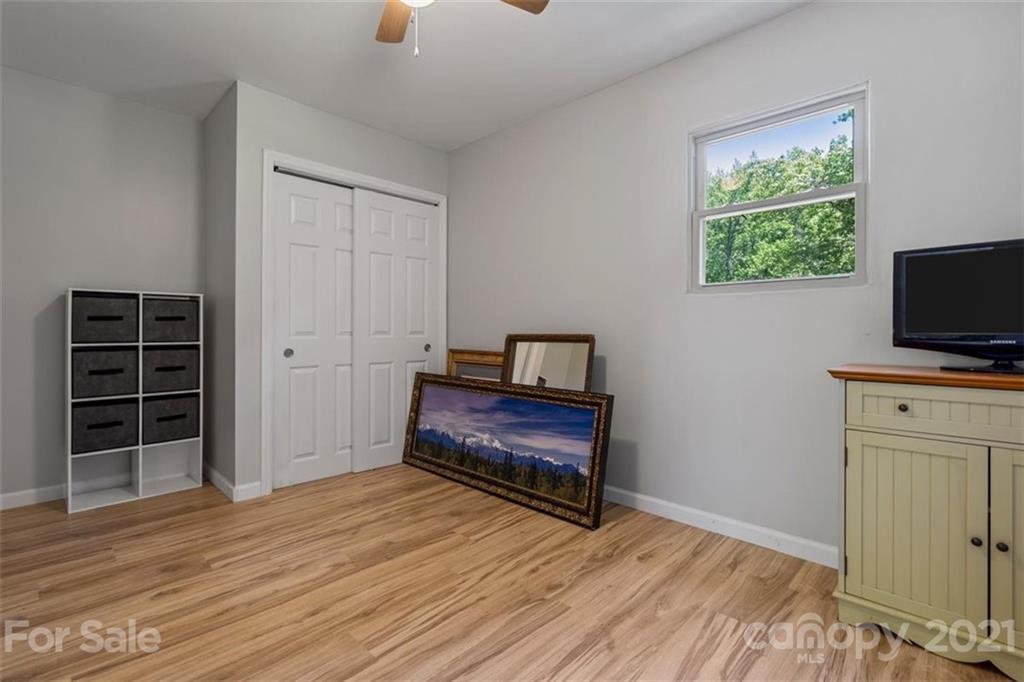 2734 Farmlake Lane Fort Mill, SC 29708 - Photo 34 of 42 Gallery Image 34