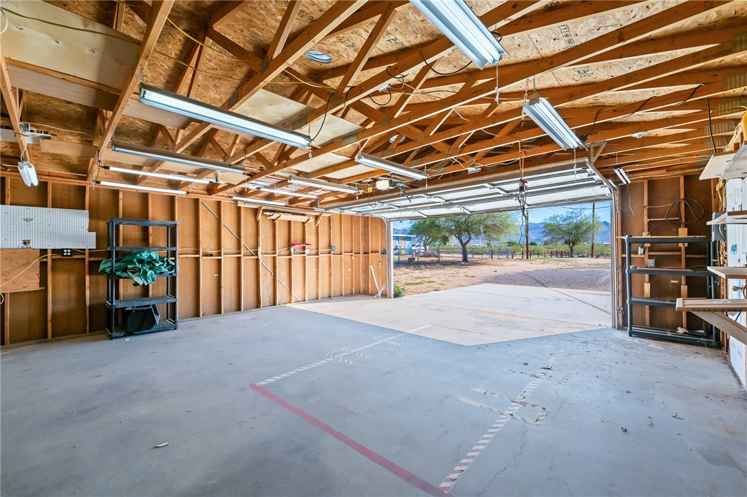 3475 Adobe Road Golden Valley, AZ 86413 - Photo 53 of 71 View of garage