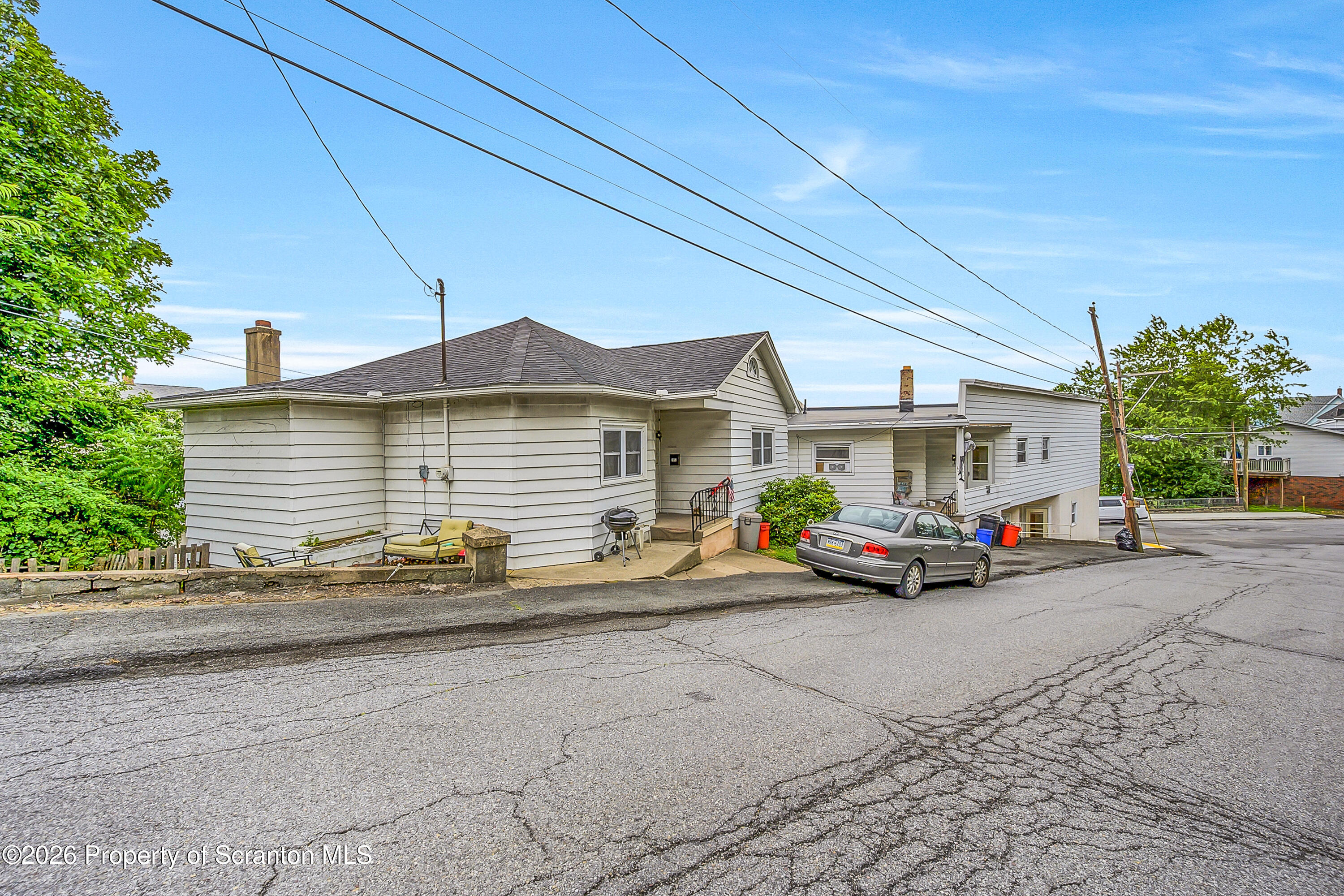 535 Chestnut Street Dunmore, PA 18512 - Photo 6 of 20 Chestnut-8