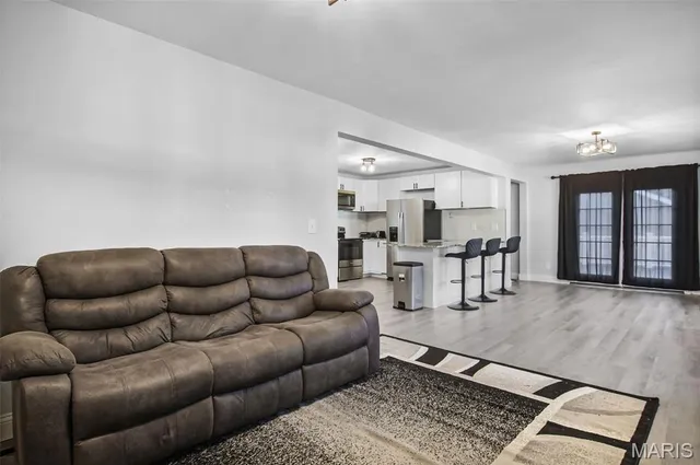 $324,900 | 241 Madison Avenue, Glen Carbon, IL 62034