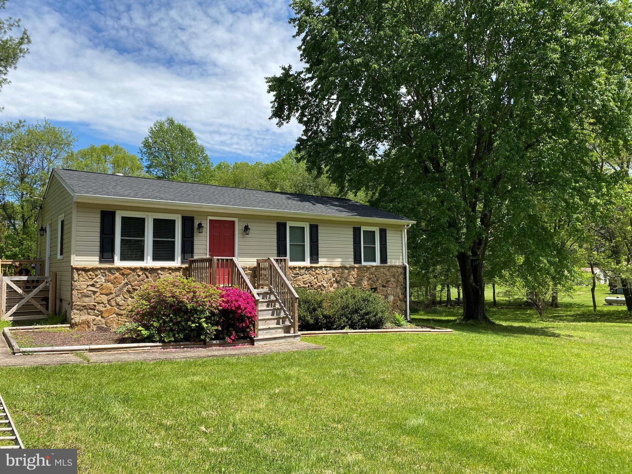 17249 North Merrimac Road Culpeper, VA 22701 - Photo 2 of 15 Exterior front