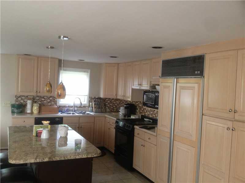 149 Easley Road Pittsburgh, PA 15237 - Photo 4 of 20 Kitchen.