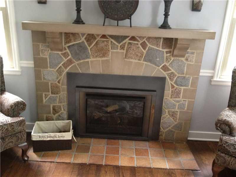 149 Easley Road Pittsburgh, PA 15237 - Photo 10 of 20 Family Room.