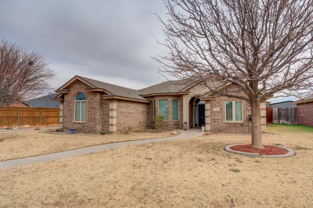 $315,000 | 10005 Iola Avenue, Lubbock, TX 79424