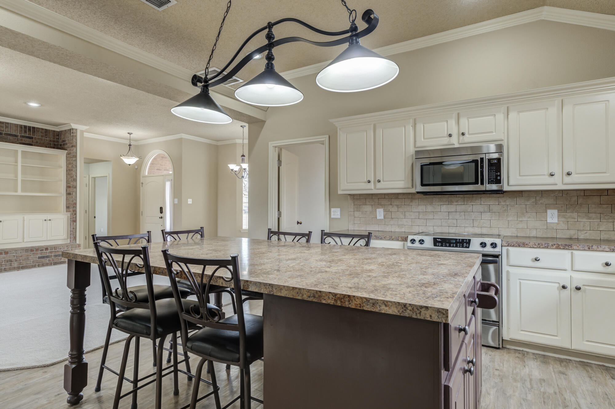 10005 Iola Avenue Lubbock, TX 79424 - Photo 37 of 50 DSC07971_2_3_4_5